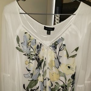 NWT - Beautifil floral print top
